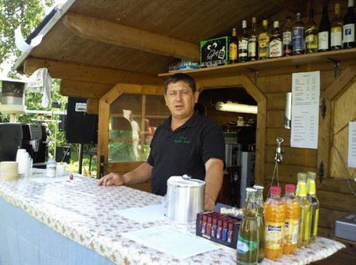 Strand-Hotel Lobbe Ngoại thất bức ảnh